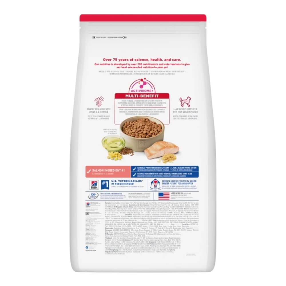 Reverso empaque Hill's Science Diet Perro Adulto Salmon mostrando beneficios para la digestión piel y pelaje de tu perro adulto
