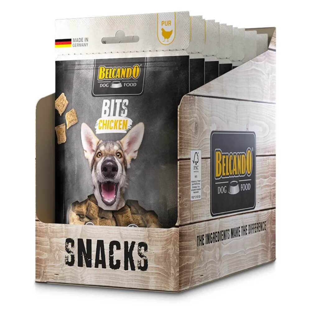 Caja exhibidora de bolsas snacks Belcando Bits Pollo grain free para perros, pack múltiple de premios naturales sin cereales